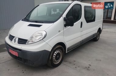 Грузопассажирский фургон Renault Trafic 2013 в Дубно