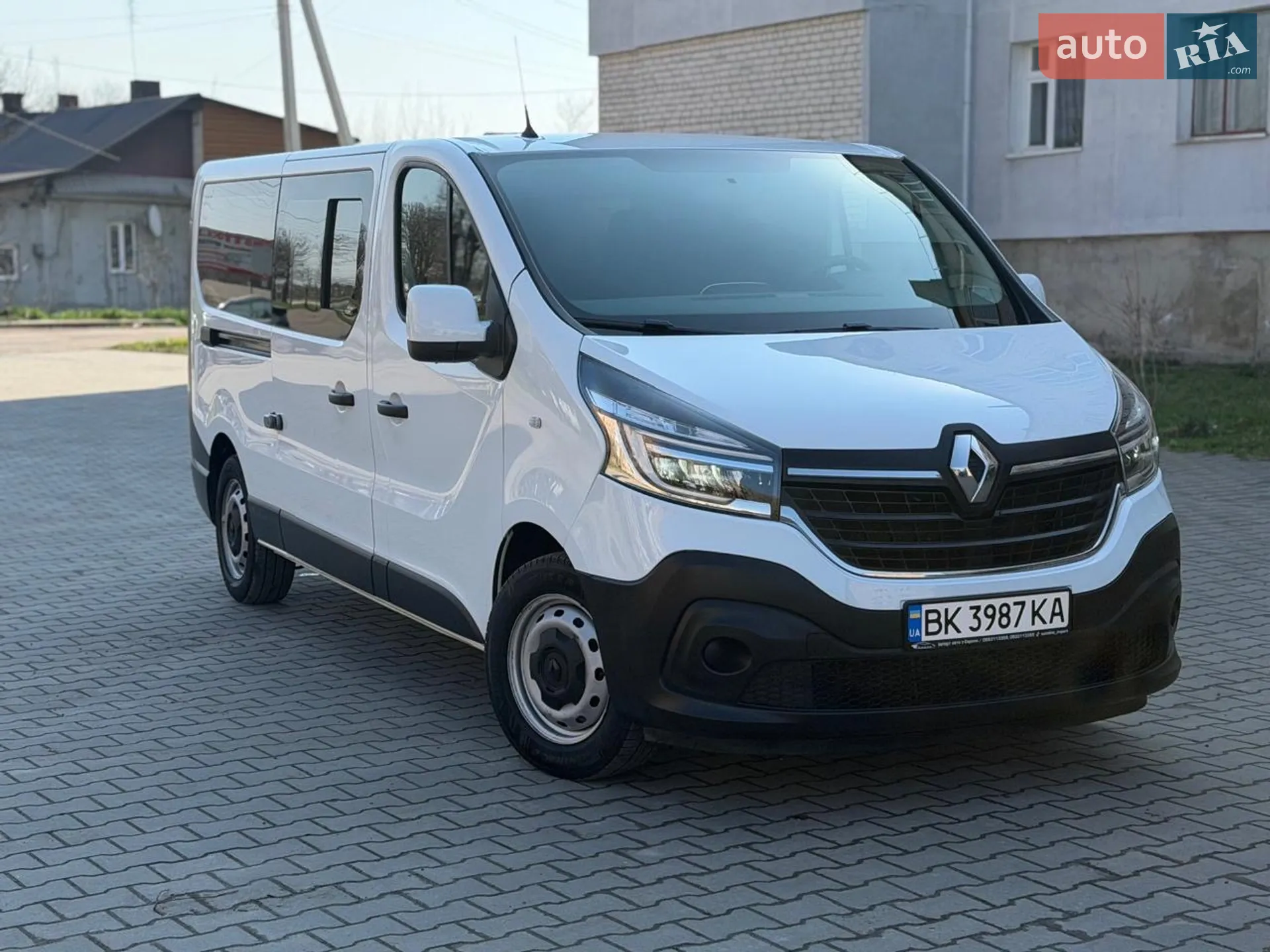 2021 Renault Trafic - мініатюра 3