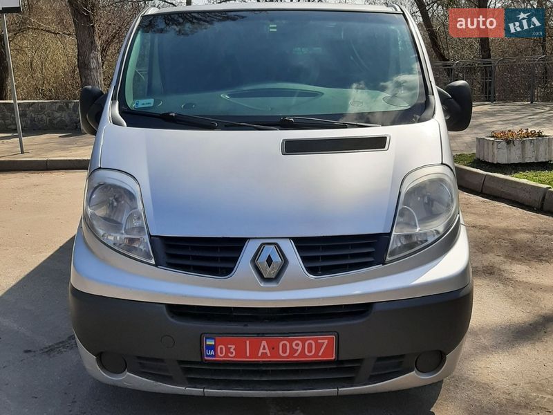 Мінівен Renault Trafic 2010 в Полтаві