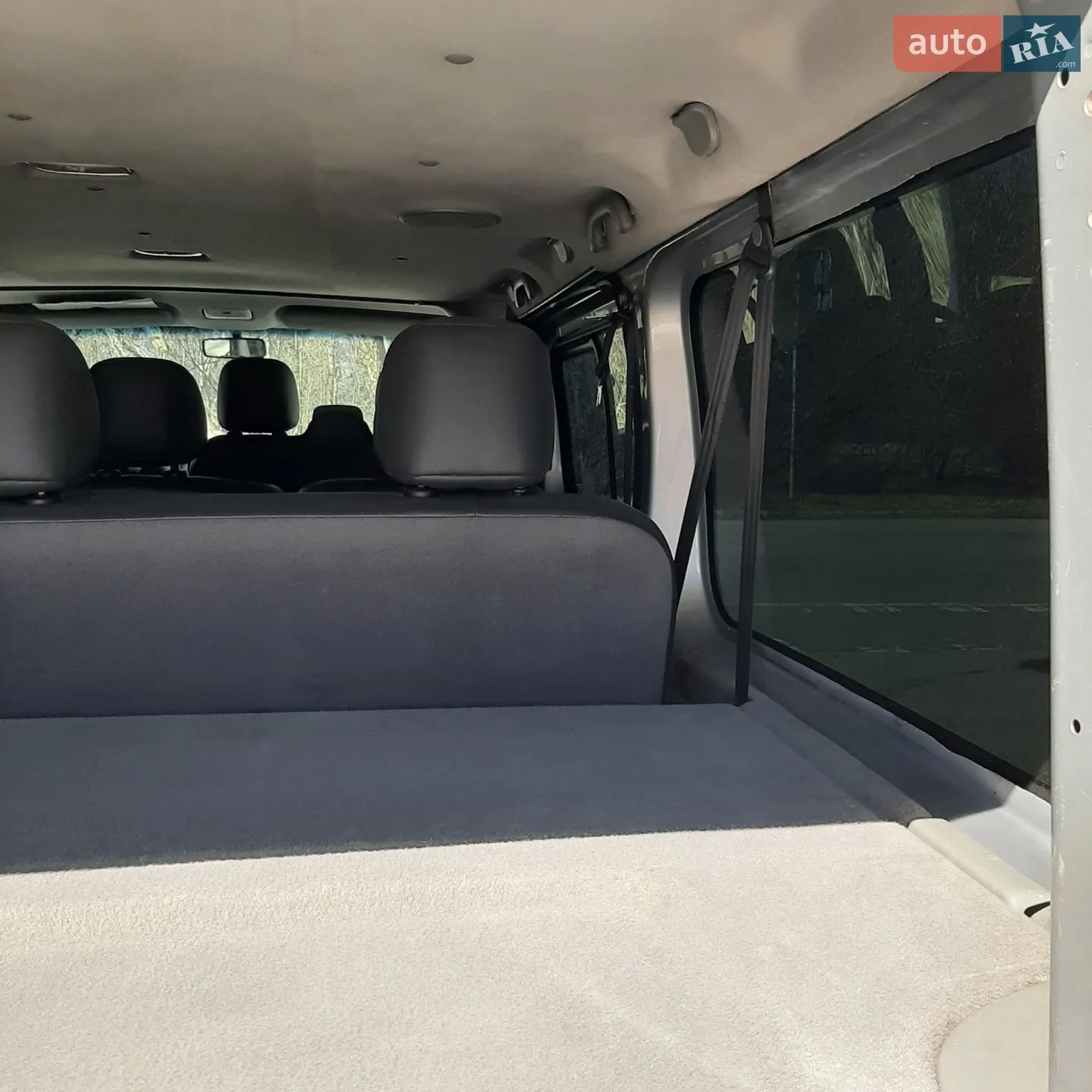 2010 Renault Trafic - мініатюра 35