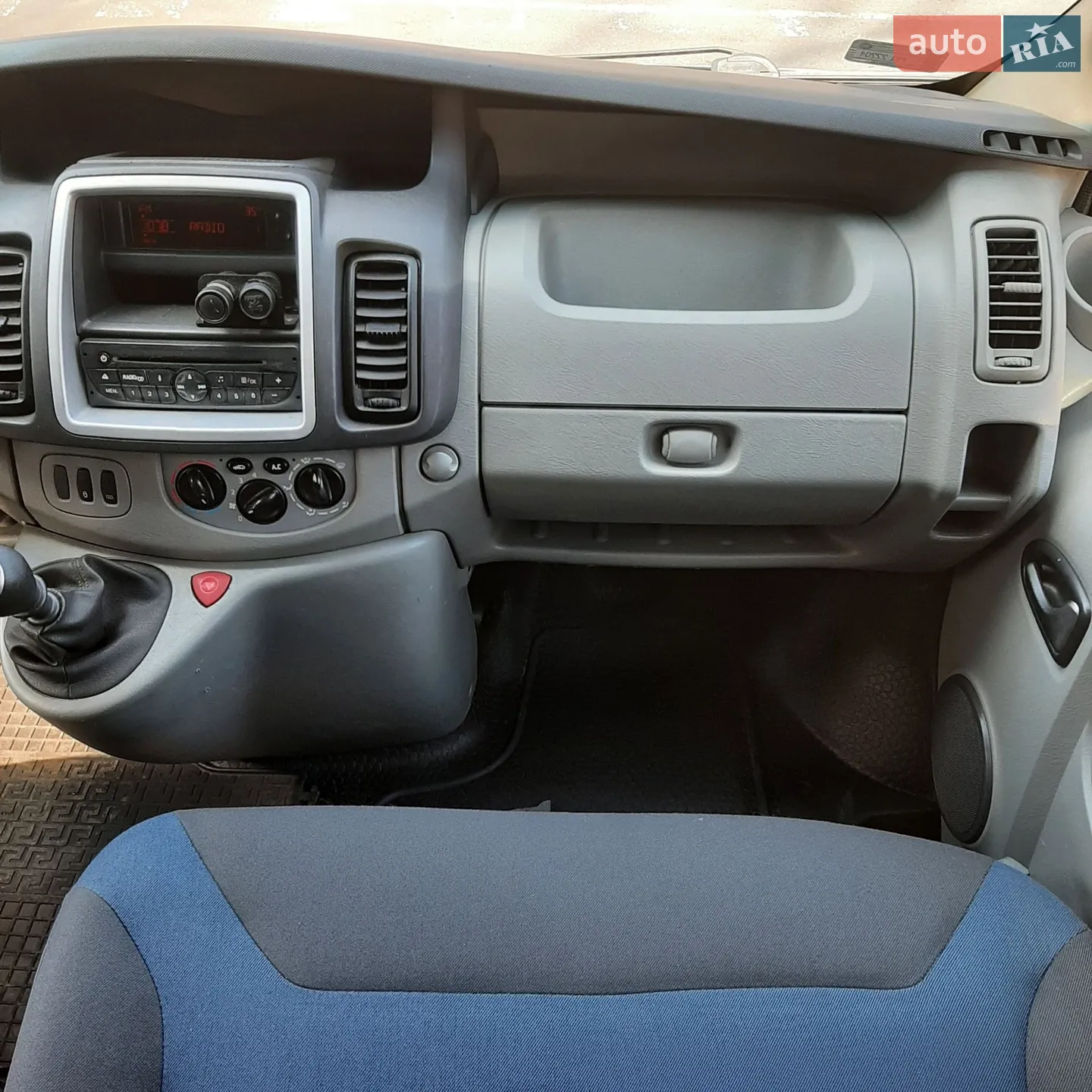 2010 Renault Trafic - мініатюра 55
