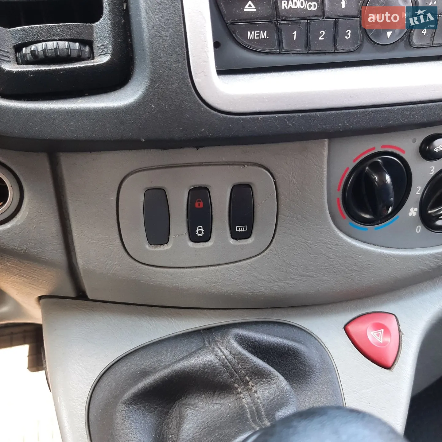 2010 Renault Trafic - мініатюра 60