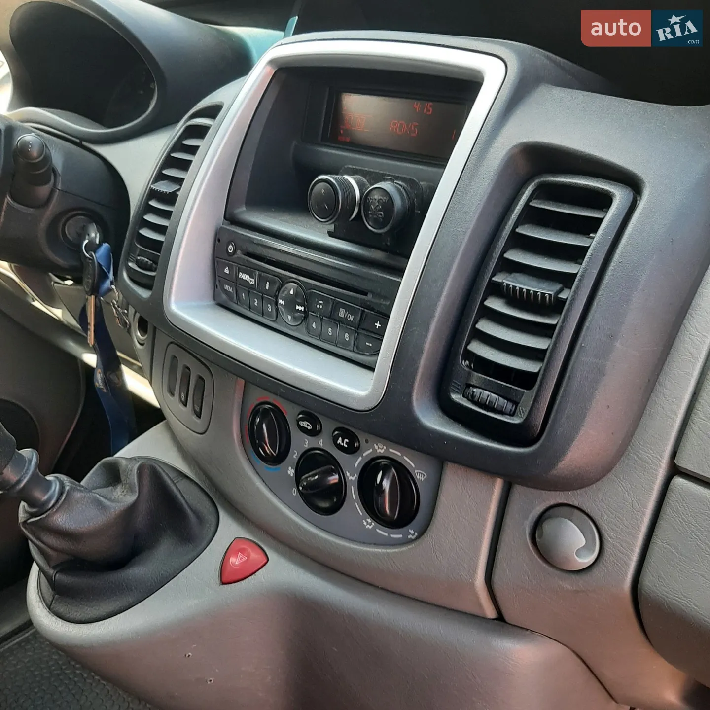 2010 Renault Trafic - мініатюра 71