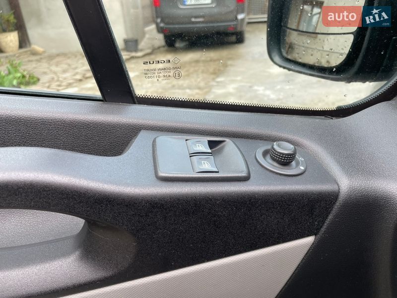 Мінівен Renault Trafic 2018 в Києві