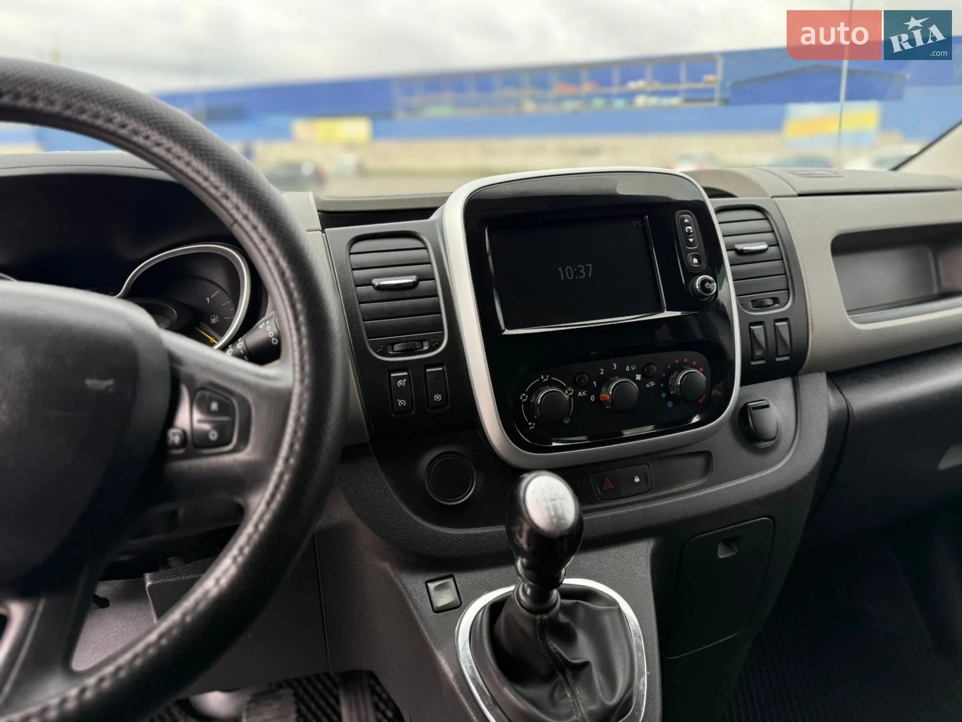 2016 Renault Trafic - мініатюра 13
