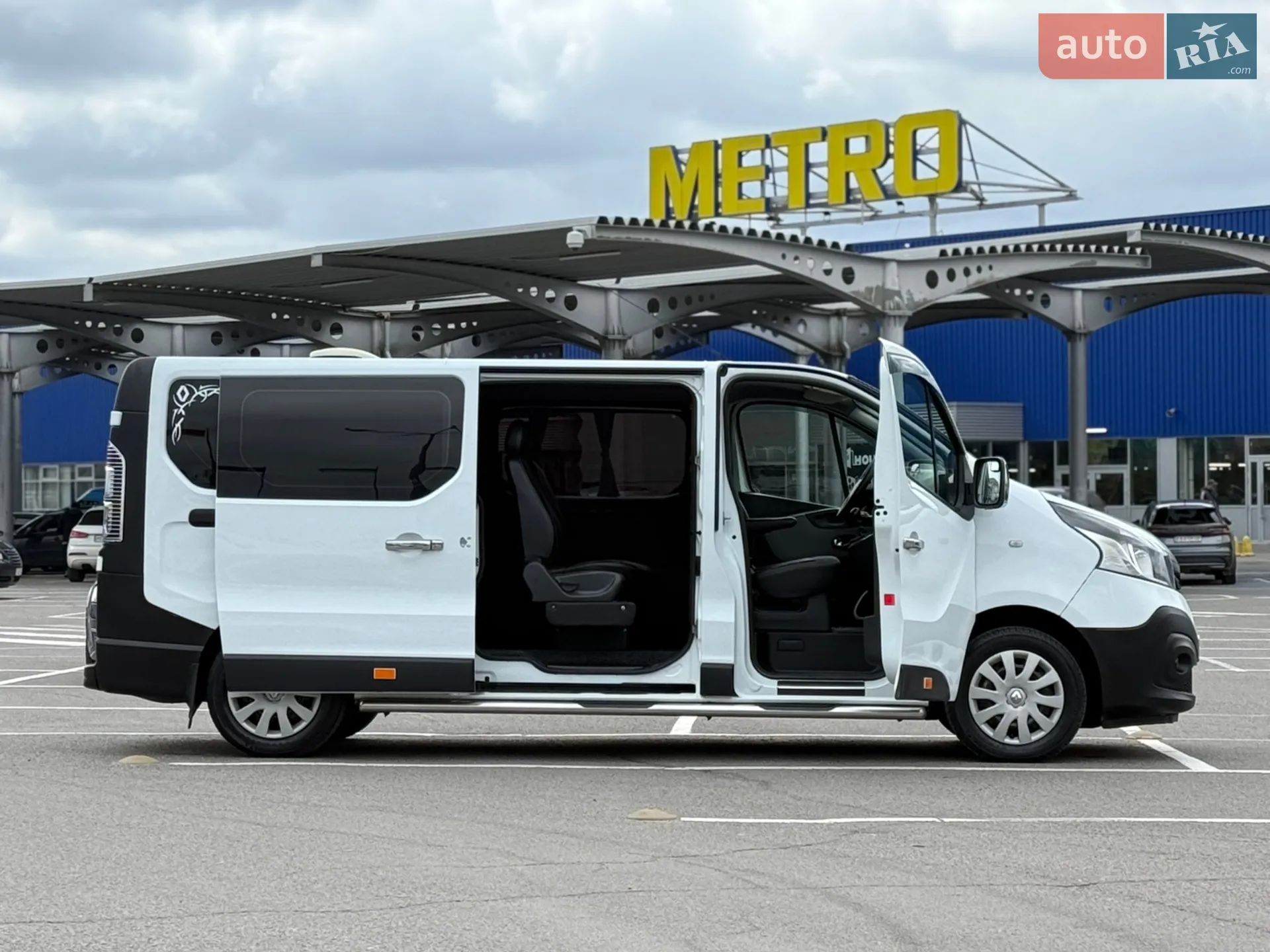 2016 Renault Trafic - мініатюра 23