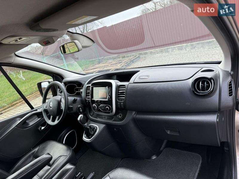 Вантажопасажирський фургон Renault Trafic 2019 в Києві фото 74 Вантажопасажирський фургон Renault Trafic 2019 в Києві