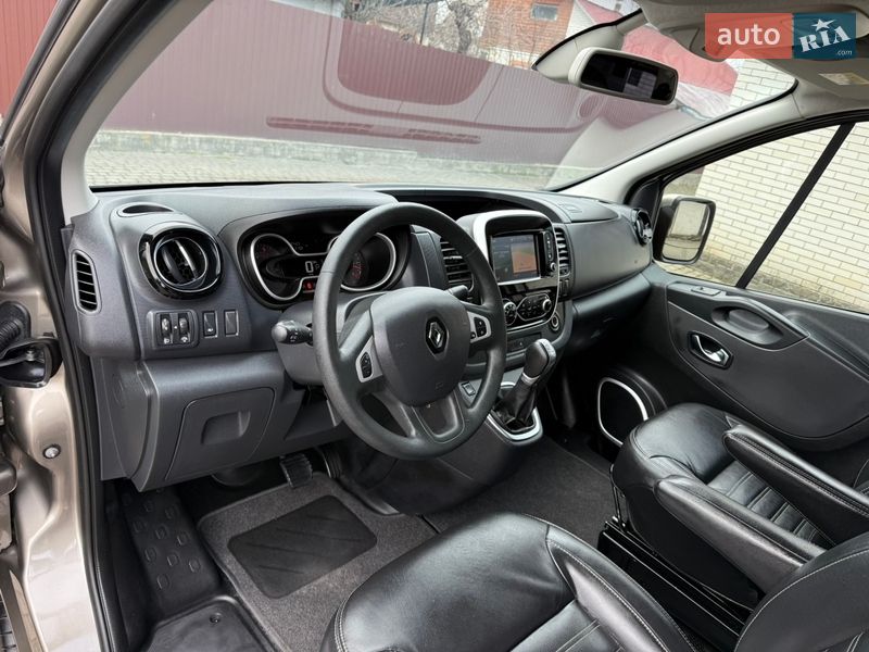 Вантажопасажирський фургон Renault Trafic 2019 в Києві фото 82 Вантажопасажирський фургон Renault Trafic 2019 в Києві