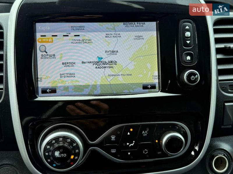 Вантажопасажирський фургон Renault Trafic 2019 в Києві фото 94 Вантажопасажирський фургон Renault Trafic 2019 в Києві