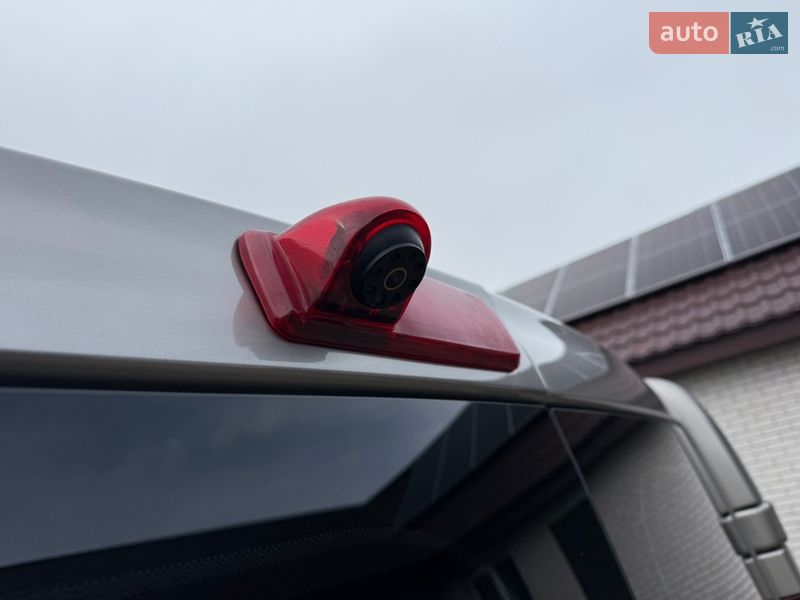 Вантажопасажирський фургон Renault Trafic 2019 в Києві фото 99 Вантажопасажирський фургон Renault Trafic 2019 в Києві