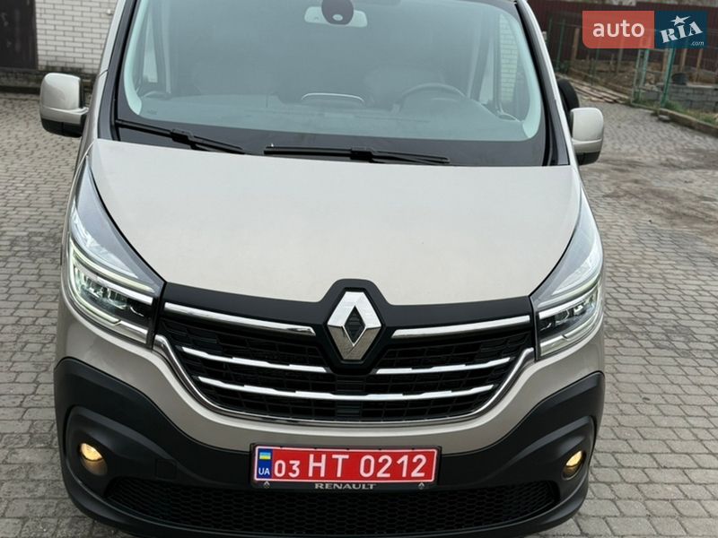 Вантажопасажирський фургон Renault Trafic 2019 в Києві фото 128 Вантажопасажирський фургон Renault Trafic 2019 в Києві