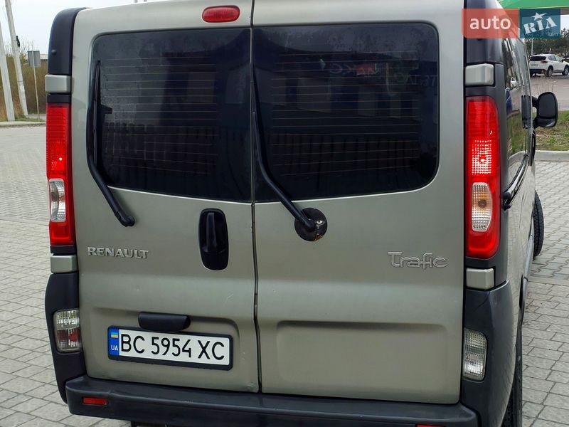 Минивэн Renault Trafic 2008 в Львове