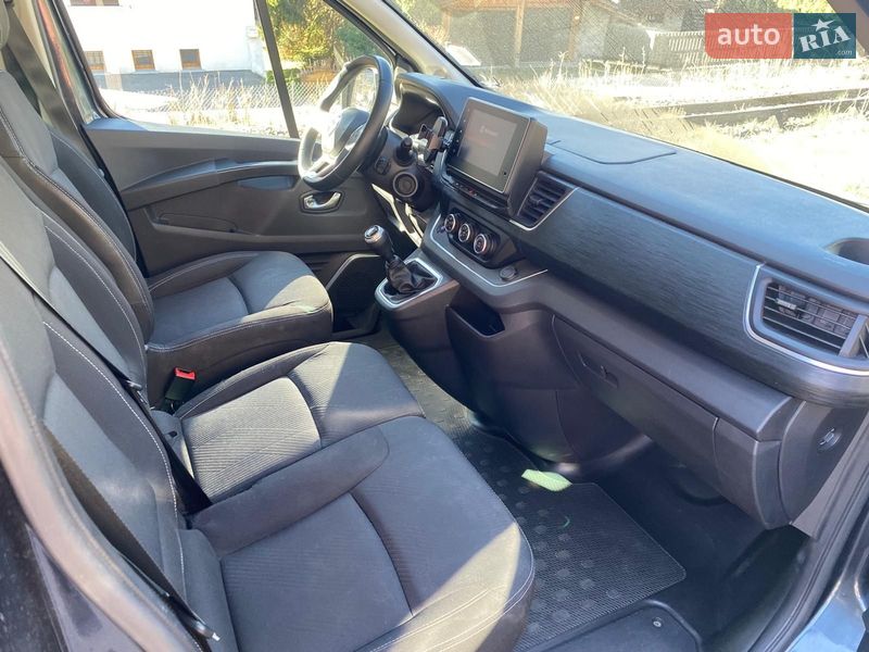 Минивэн Renault Trafic 2022 в Дубно