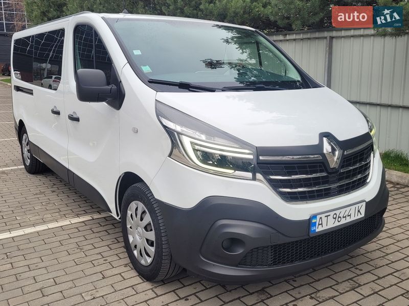 Минивэн Renault Trafic 2021 в Болехове