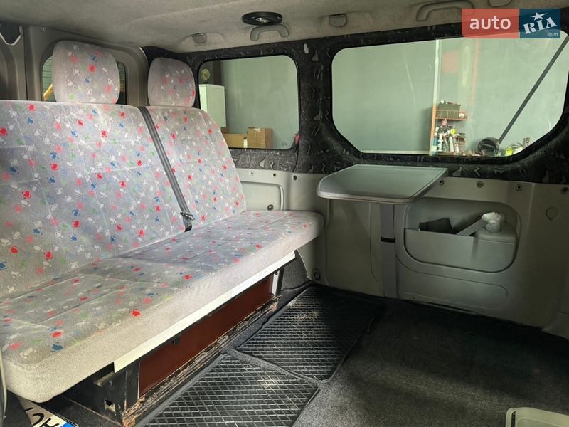 Минивэн Renault Trafic 2002 в Владимире фото 34 Минивэн Renault Trafic 2002 в Владимире