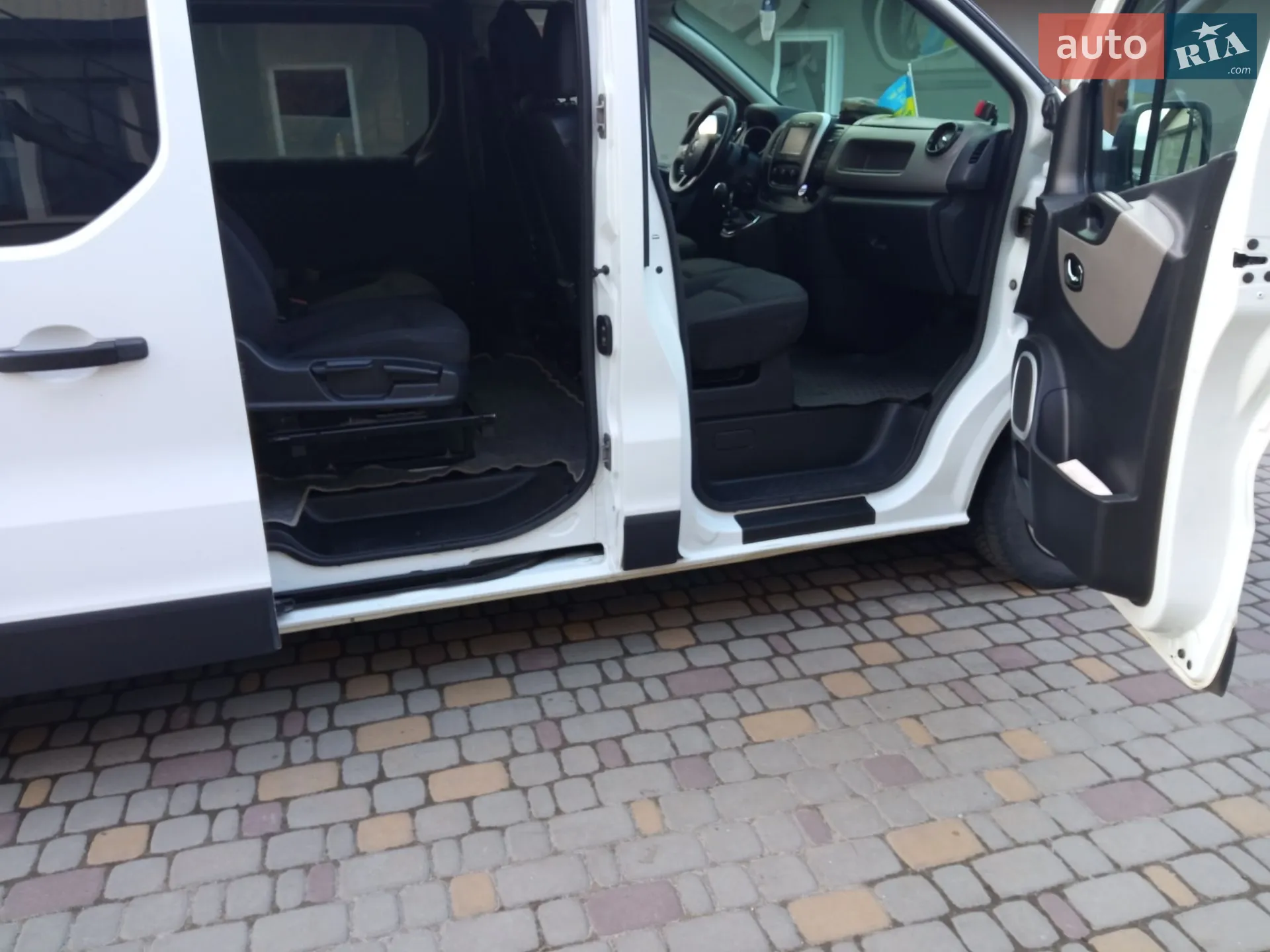 2016 Renault Trafic - мініатюра 4