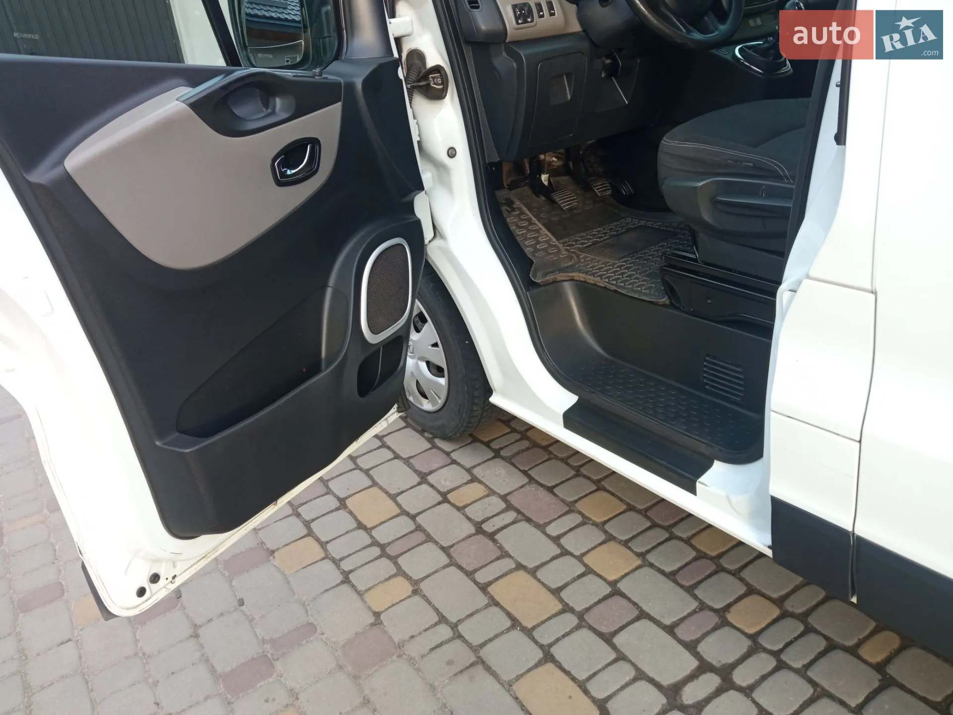 2016 Renault Trafic - мініатюра 24