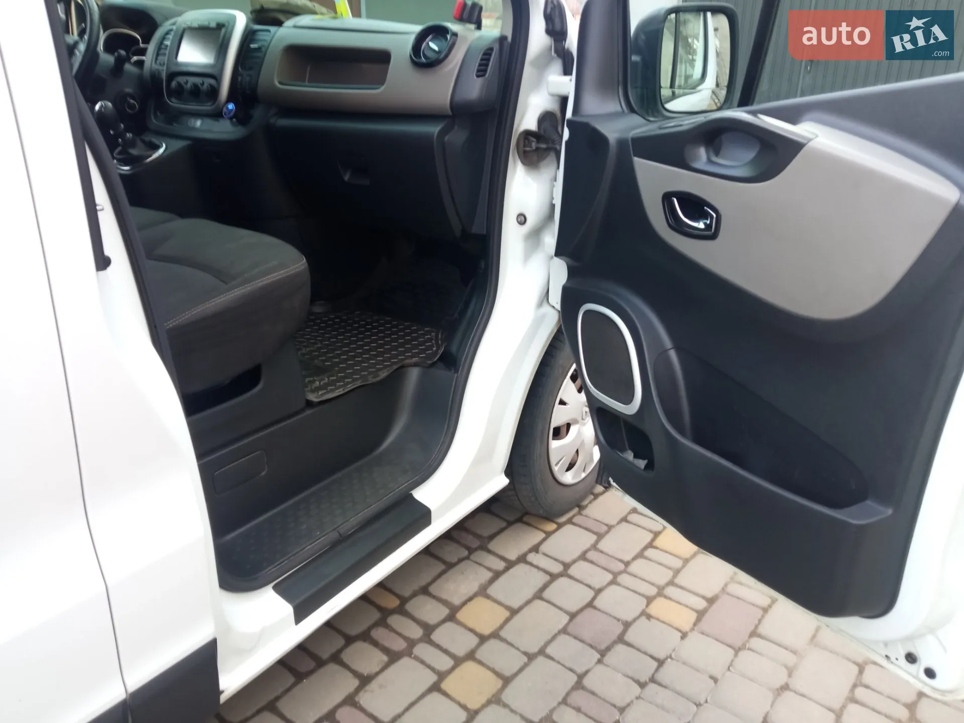 2016 Renault Trafic - мініатюра 22