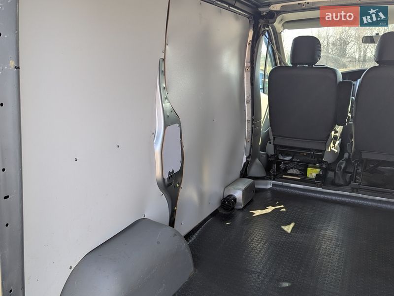Вантажний фургон Renault Trafic 2011 в Києві фото 10 Вантажний фургон Renault Trafic 2011 в Києві