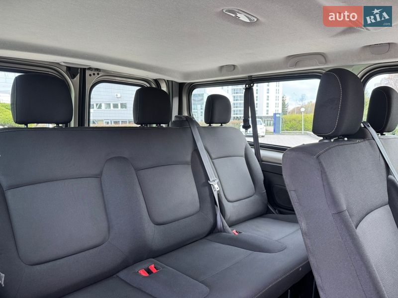 Мінівен Renault Trafic 2017 в Луцьку фото 47 Мінівен Renault Trafic 2017 в Луцьку
