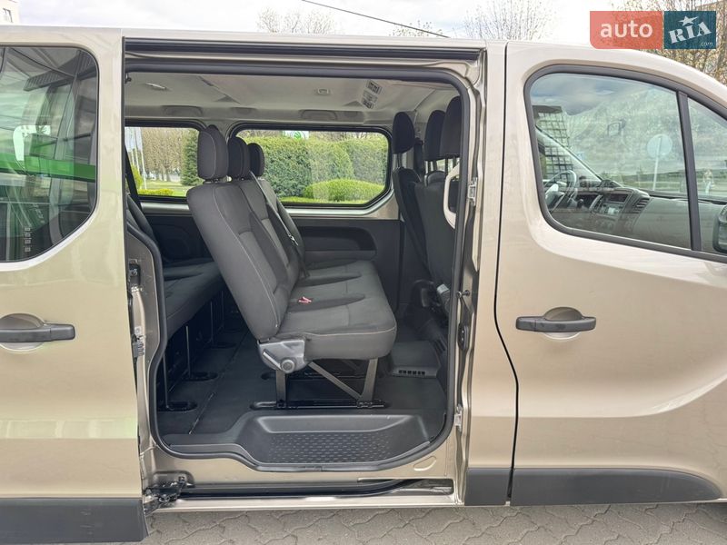 Мінівен Renault Trafic 2017 в Луцьку фото 42 Мінівен Renault Trafic 2017 в Луцьку