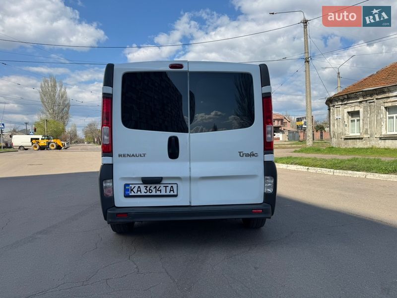 Мінівен Renault Trafic 2010 в Миколаєві фото 7 Мінівен Renault Trafic 2010 в Миколаєві