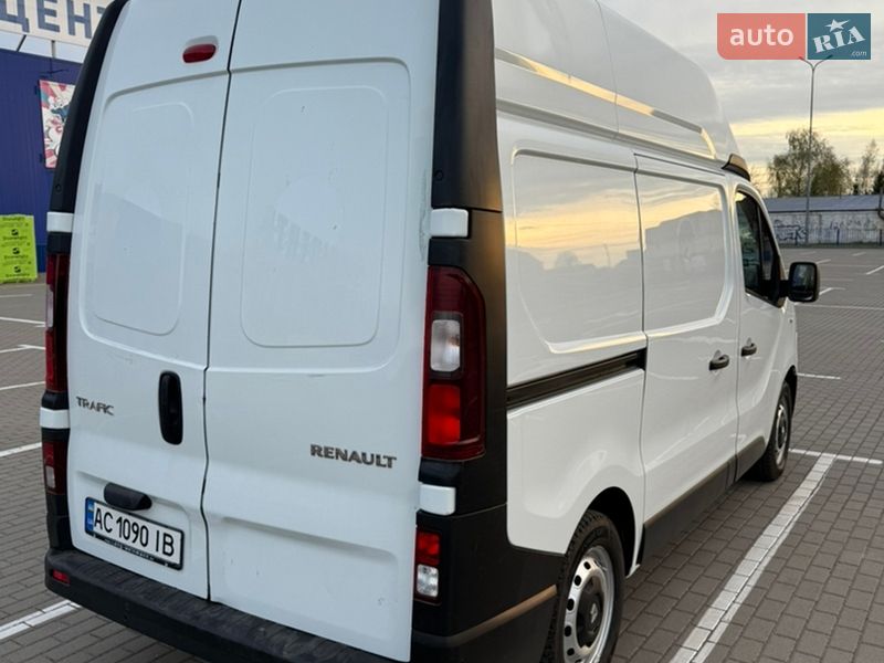 Грузовой фургон Renault Trafic 2017 в Нововолынске