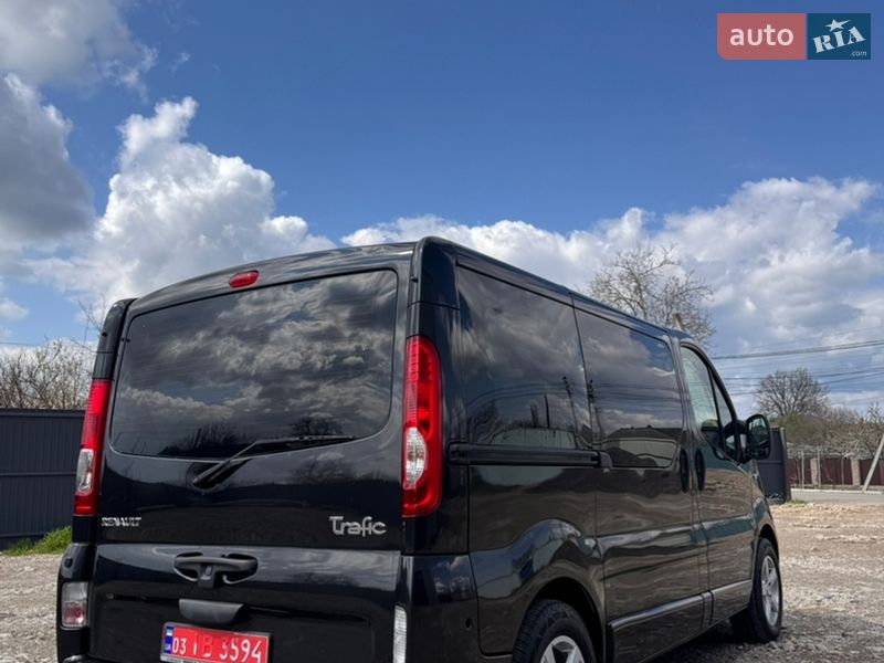 Мінівен Renault Trafic 2011 в Ізмаїлі фото 8 Мінівен Renault Trafic 2011 в Ізмаїлі