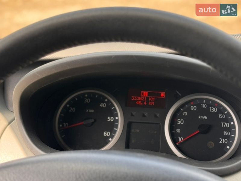 Мінівен Renault Trafic 2011 в Ізмаїлі фото 23 Мінівен Renault Trafic 2011 в Ізмаїлі