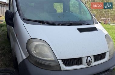 Мінівен Renault Trafic 2005 в Луцьку