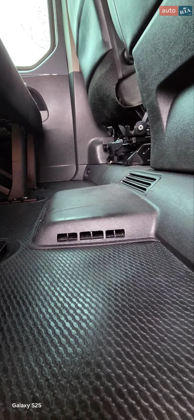 2020 Renault Trafic - мініатюра 55