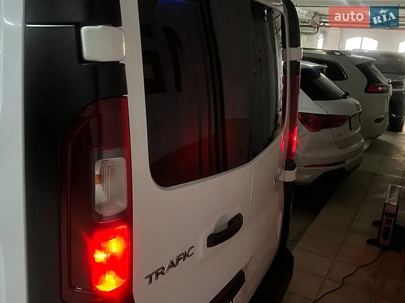 Renault Trafic 2018 VIN VF1FL000060155432 фото оголошення 5 з 43