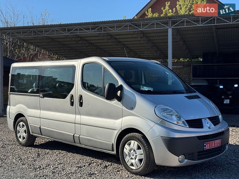 Мінівен Renault Trafic 2012 в Луцьку
