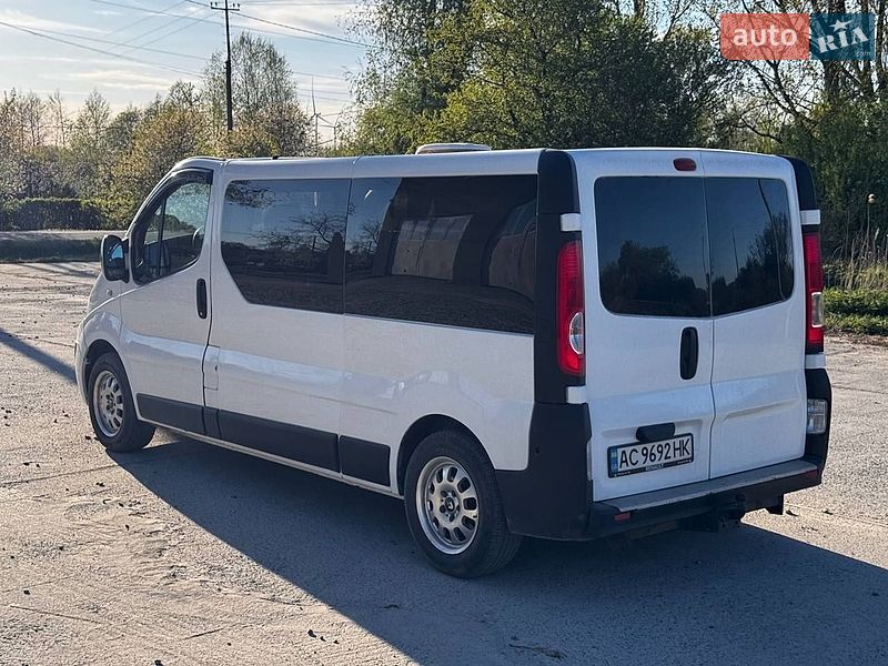 Минивэн Renault Trafic 2008 в Иваничах