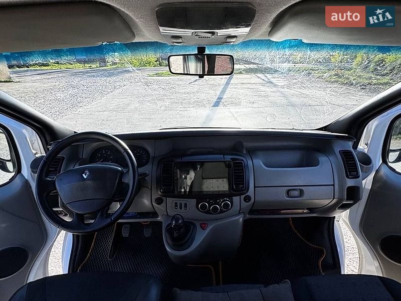 Минивэн Renault Trafic 2008 в Иваничах