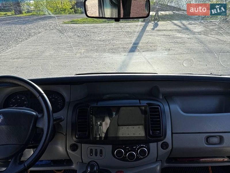 Минивэн Renault Trafic 2008 в Иваничах