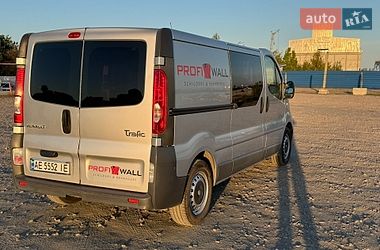Вантажопасажирський фургон Renault Trafic 2012 в Дніпрі