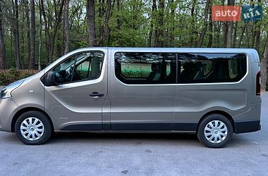Минивэн Renault Trafic 2015 в Луцке