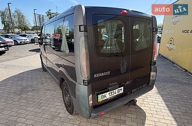 Минивэн Renault Trafic 2006 в Ровно