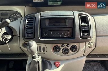 Минивэн Renault Trafic 2006 в Ровно