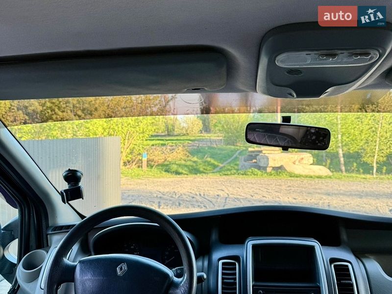 Микроавтобус Renault Trafic 2011 в Ровно