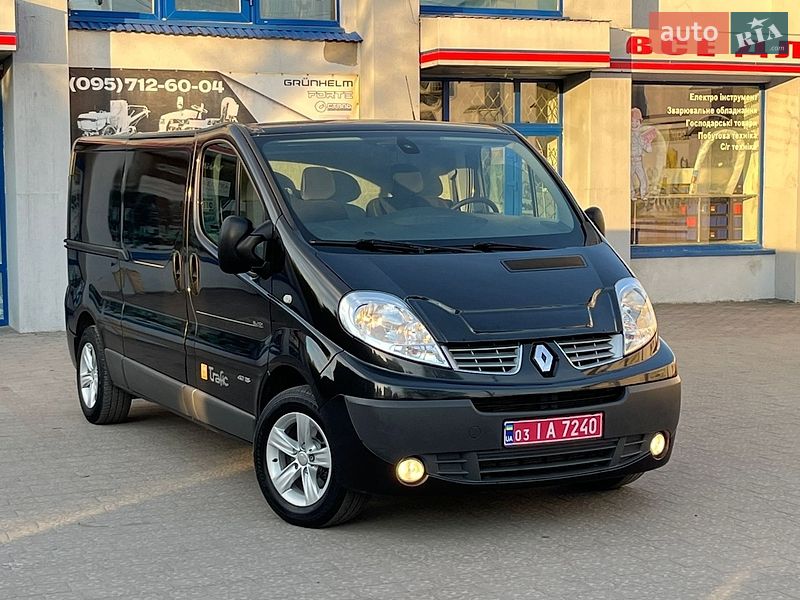 Грузовой фургон Renault Trafic 2012 в Бродах