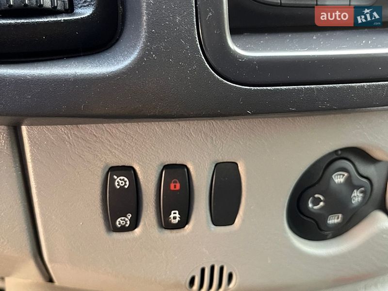 Грузовой фургон Renault Trafic 2012 в Бродах