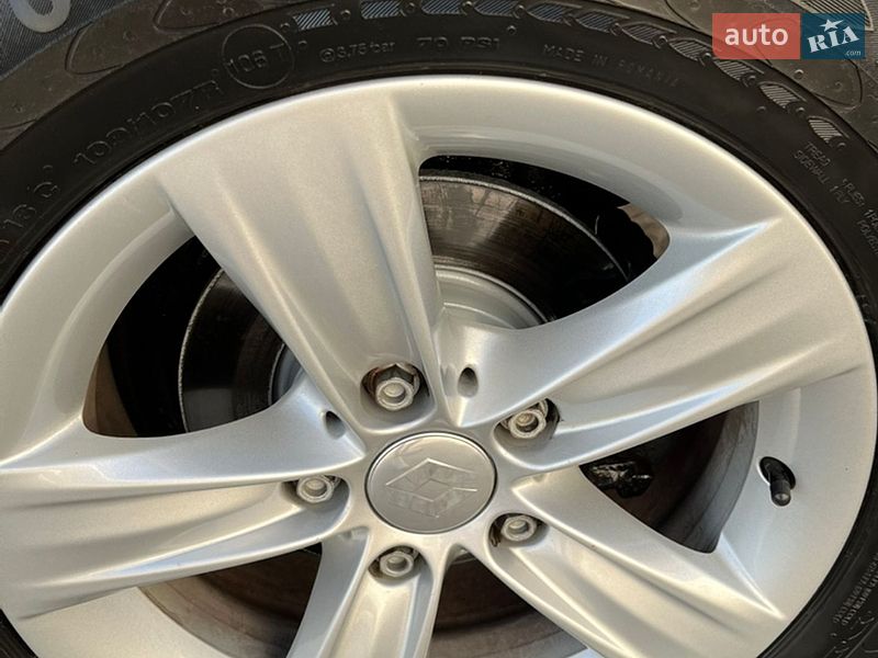 Грузовой фургон Renault Trafic 2012 в Бродах