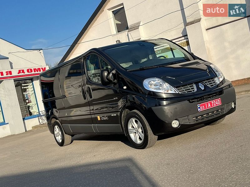 Грузовой фургон Renault Trafic 2012 в Бродах