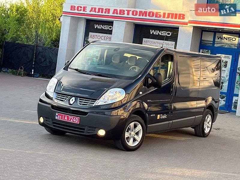 Грузовой фургон Renault Trafic 2012 в Бродах