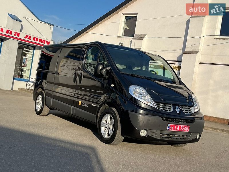 Грузовой фургон Renault Trafic 2012 в Бродах