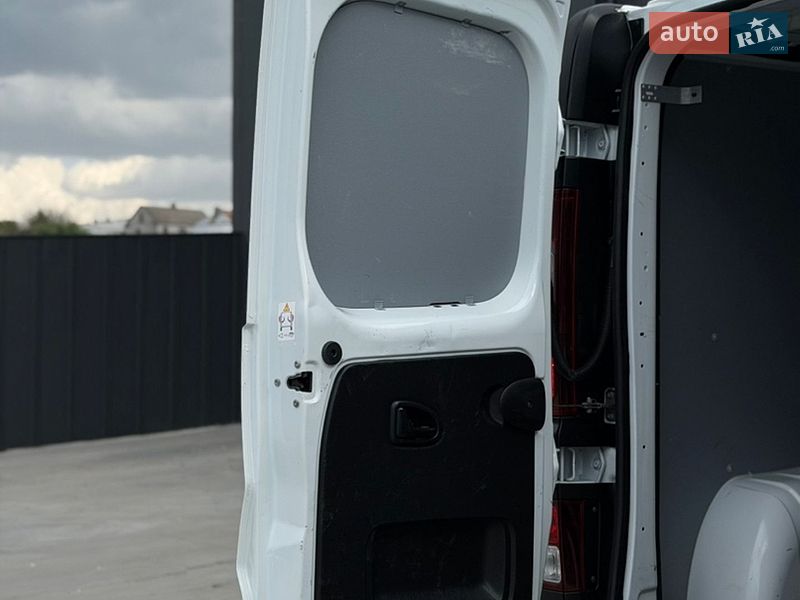 Грузовой фургон Renault Trafic 2023 в Дубно