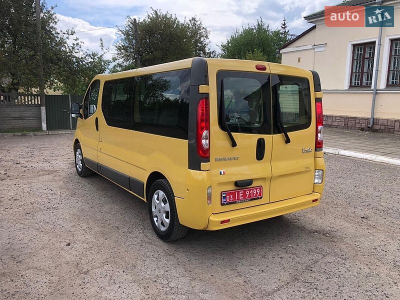 Минивэн Renault Trafic 2012 в Рожище