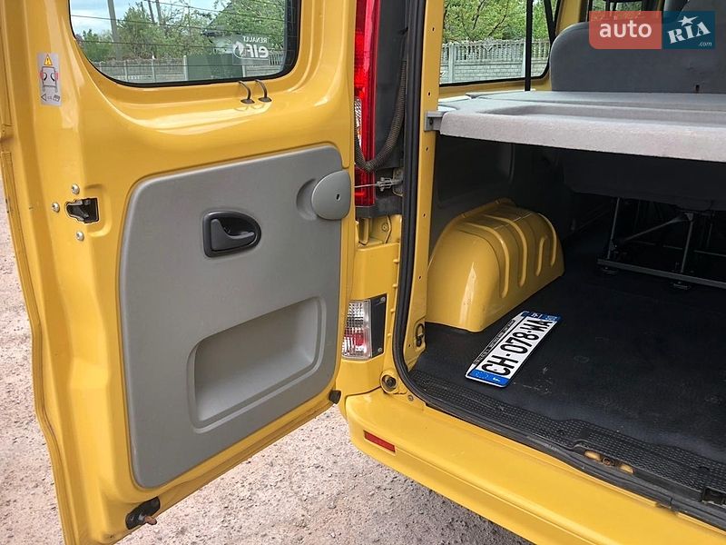 Минивэн Renault Trafic 2012 в Рожище